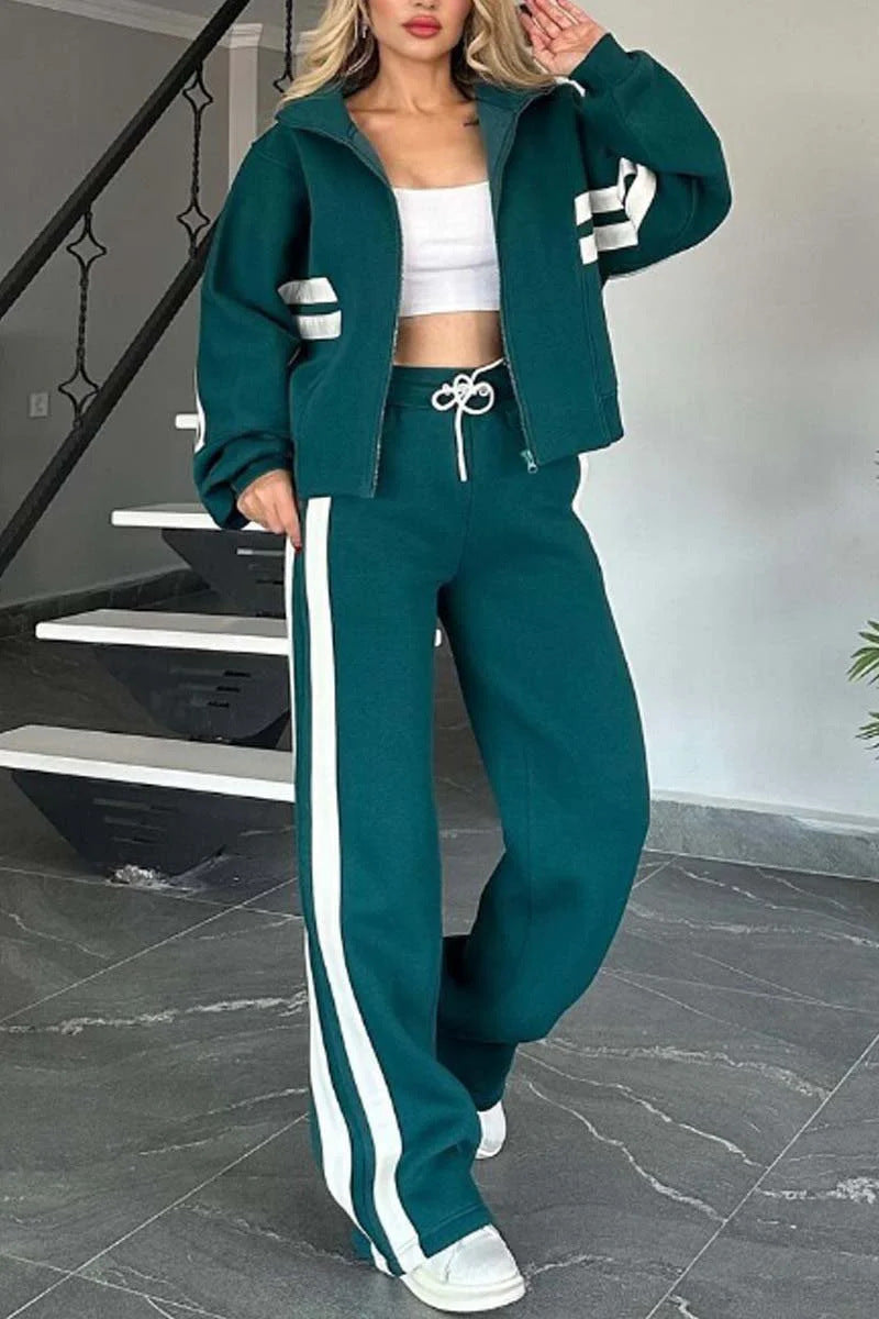 Berg-Feldt | Gestreifte Zip up Cropped Sweatshirtjacke und Sporthose Zwei Teile Satz