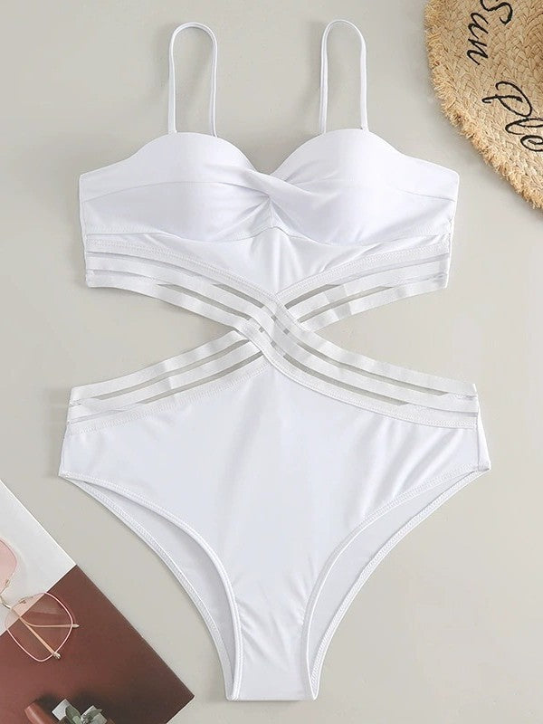Ensemble de bikini Berg-Feldt pour femme avec découpe élégante