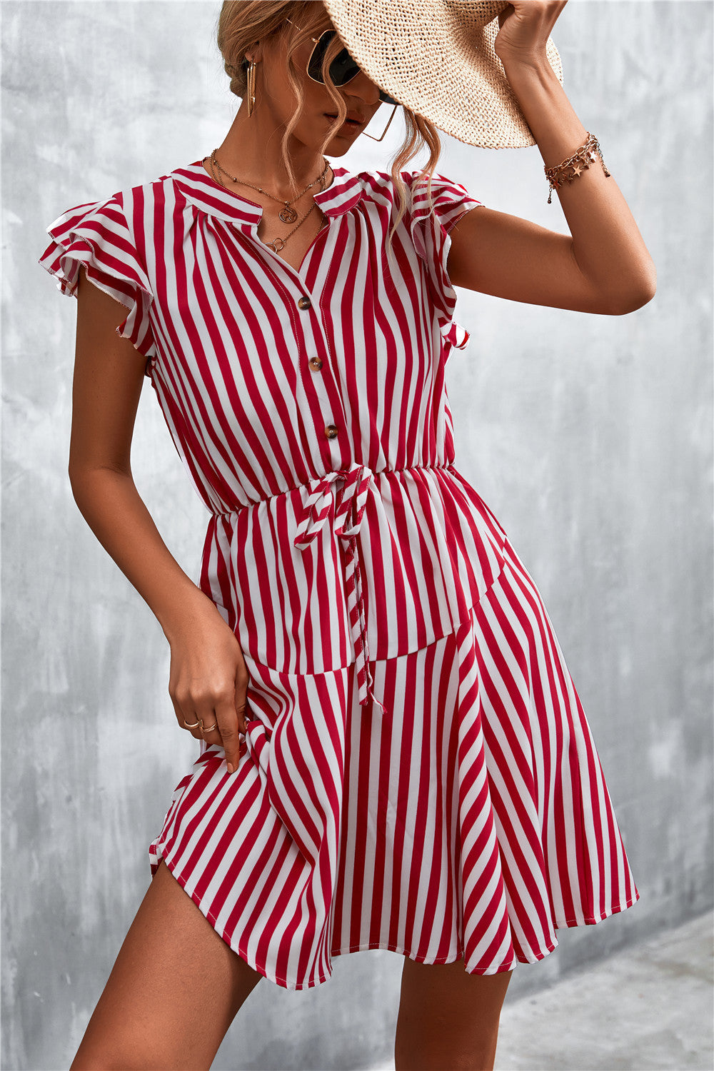 Robe courte à manches courtes pour femme, style rayé tendance, avec cordon de serrage à la taille et élégants détails volantés, Berg-Feldt