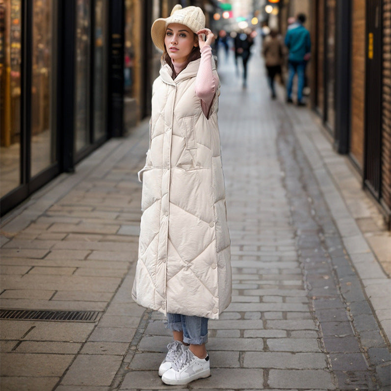 Veste longue matelassée pour femme avec capuche isolante et poches pratiques Berg-Feldt