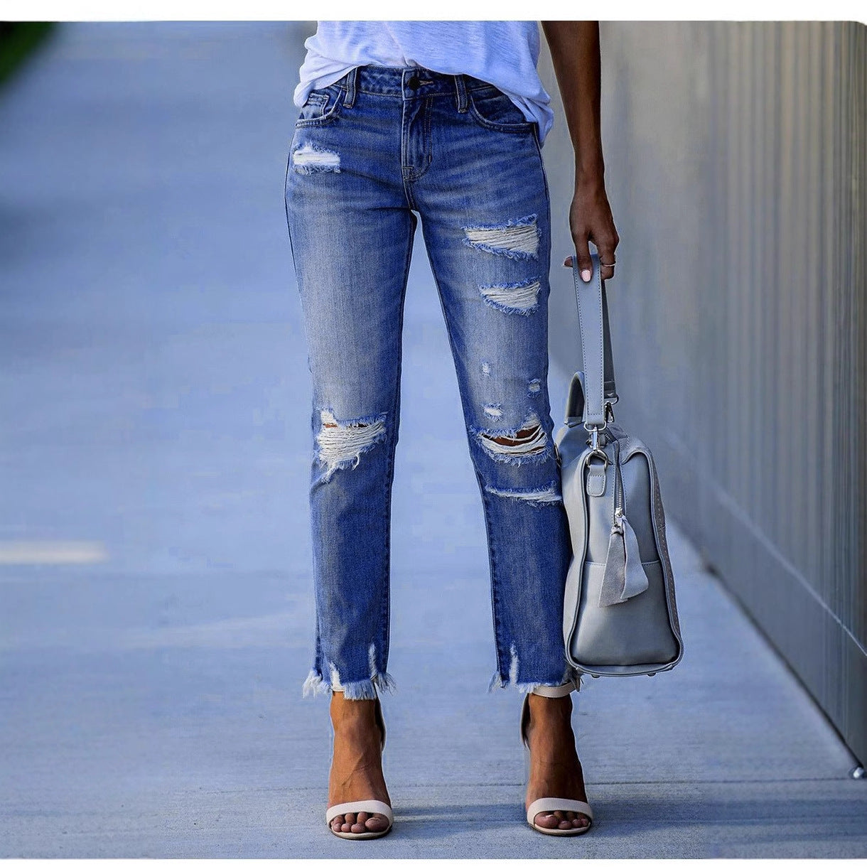 Damen Ripped Jeans im modernen Vintage-Look mit fransigen Säumen Berg-Feldt