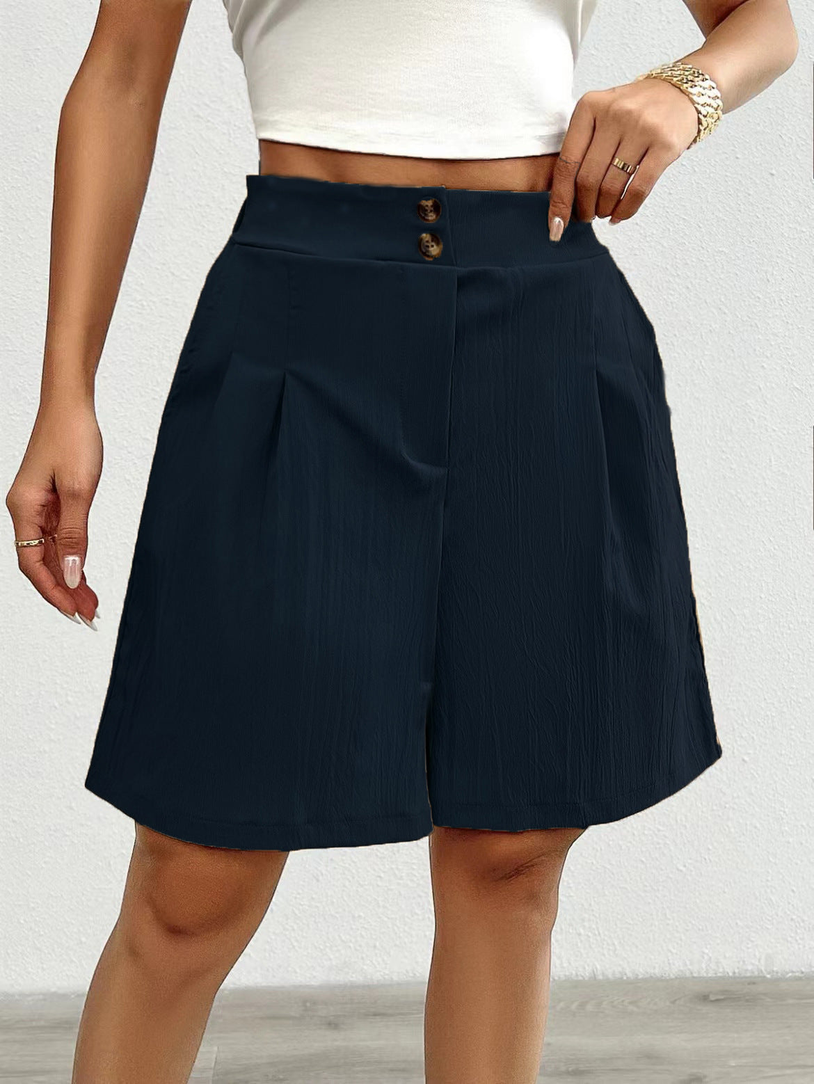 Shorts femme Berg-Feldt : Haute qualité, décontracté, taille haute, boutons décoratifs