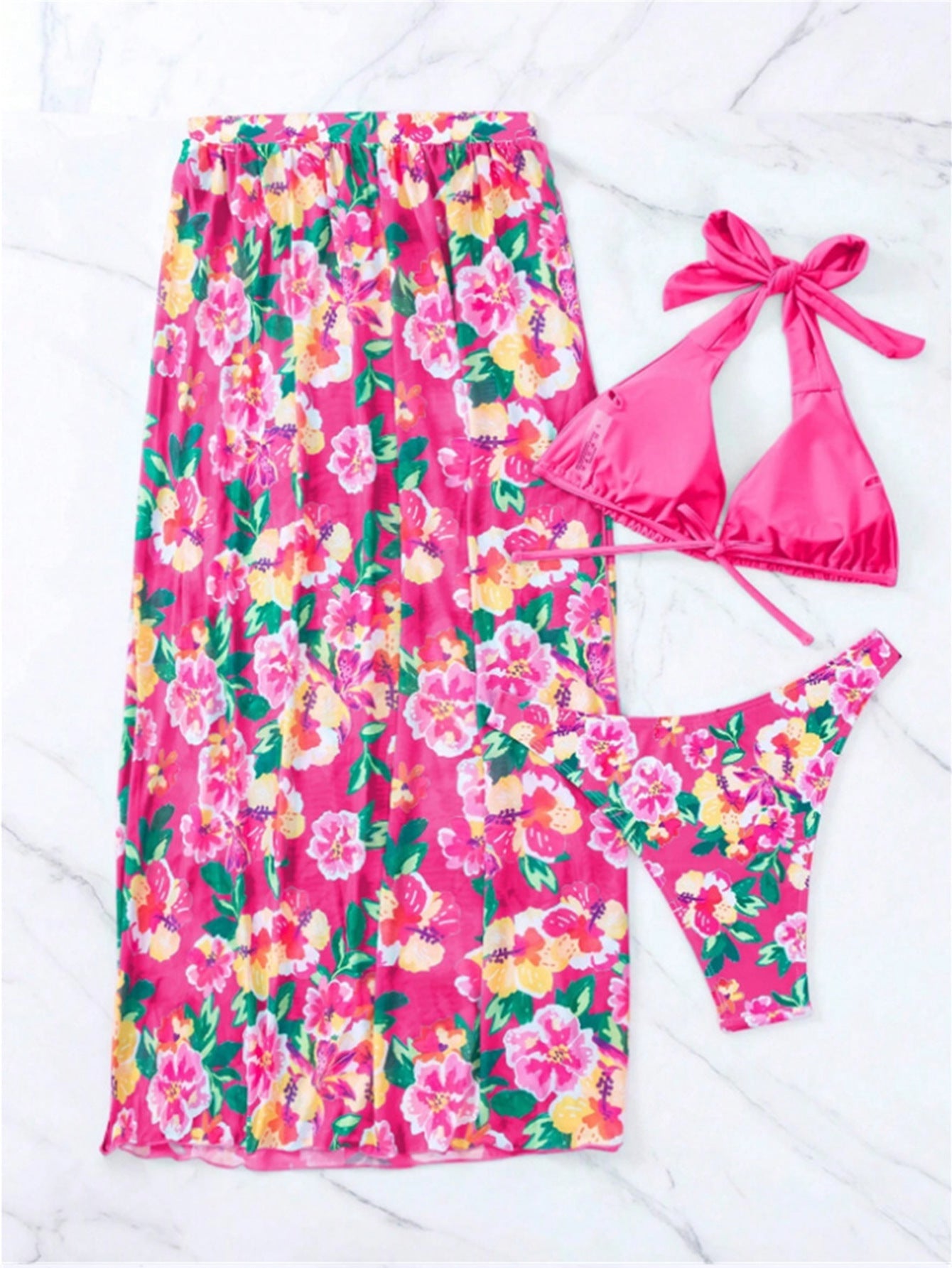 Ensemble de bikini pour femme avec jupe paréo tendance et haut triangle berg-feldt