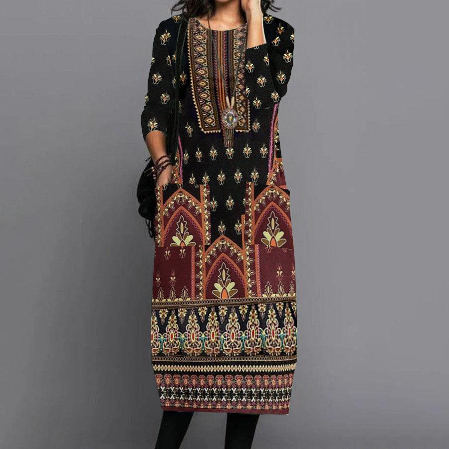 Robe longue Berg-Feldt avec broderie, poches et motifs élaborés