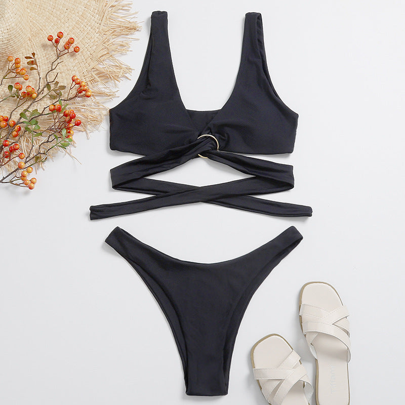 Haut de bikini triangle à anneau et effet portefeuille glamour pour femme de berg-feldt