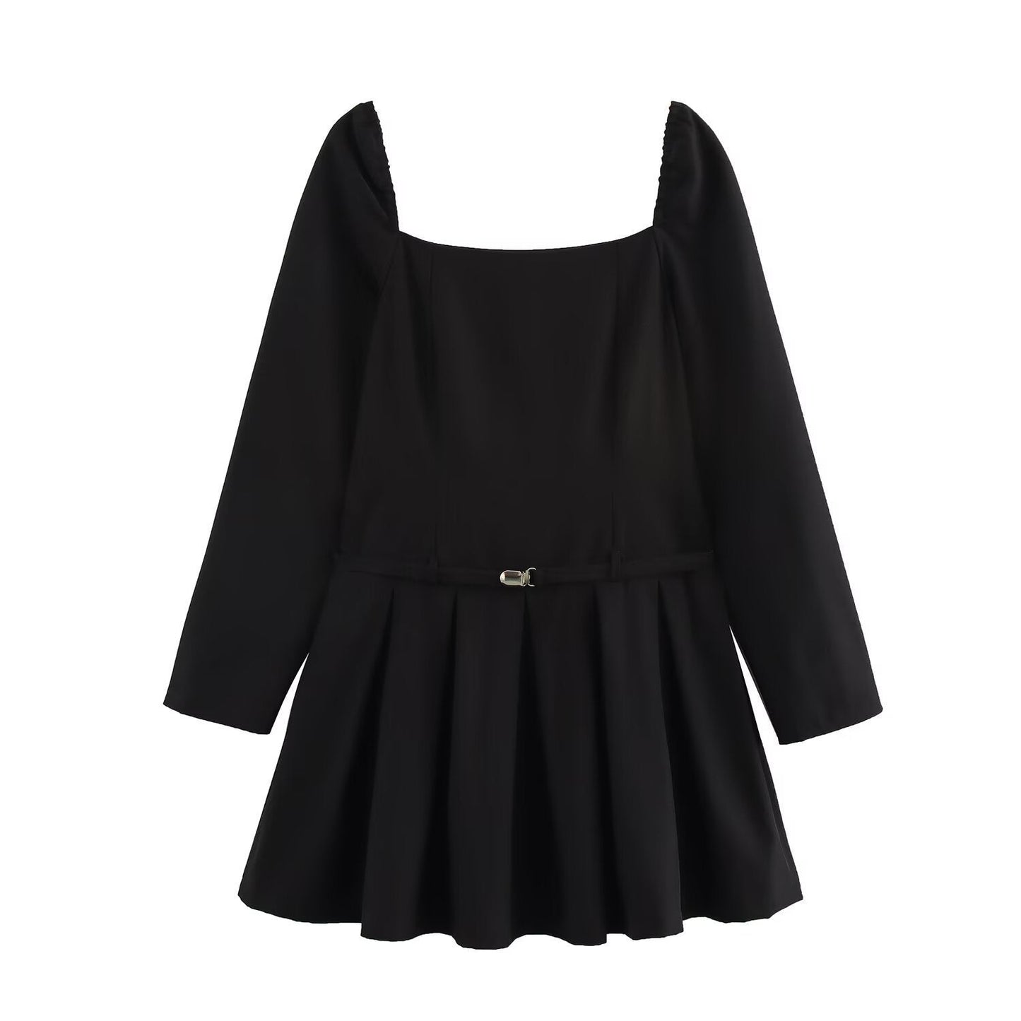 Élégante robe trapèze à manches bouffantes par berg-feldt