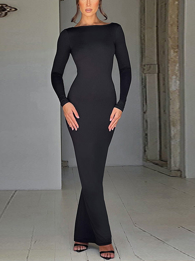 Robe longue élégante pour femme avec col rond raffiné et manches longues de berg-feldt