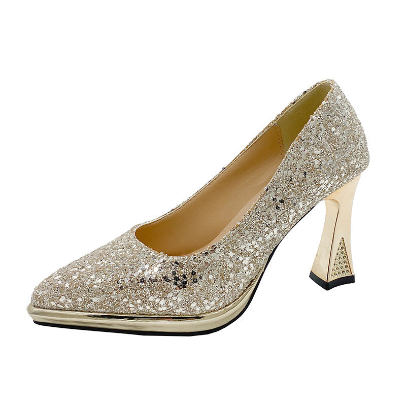 Talons hauts élégants pour femme avec paillettes scintillantes et forme de talon unique de berg-feldt