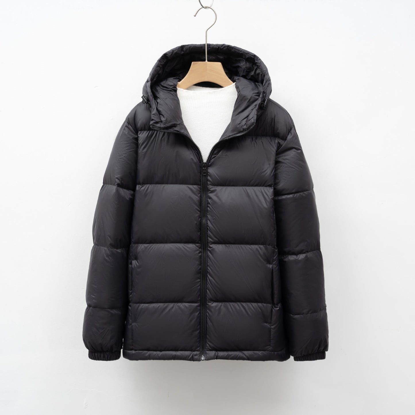 Veste d'hiver isolée légère pour femme avec capuche réglable Berg-Feldt