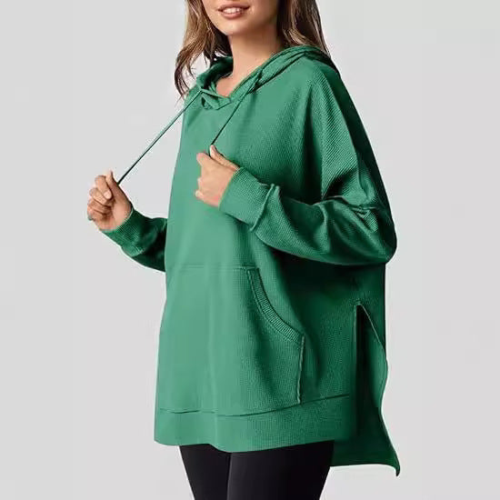 Grand sweat à capuche pour femme avec poches et matière structurée de qualité supérieure de berg-feldt