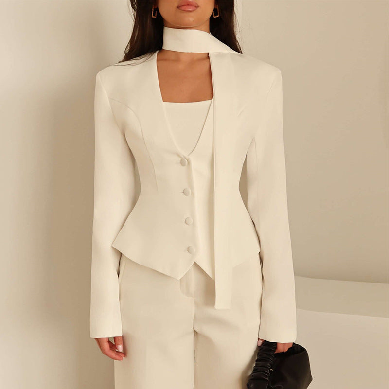 Blazer pour femme avec col montant et manches volumineuses Berg-Feldt