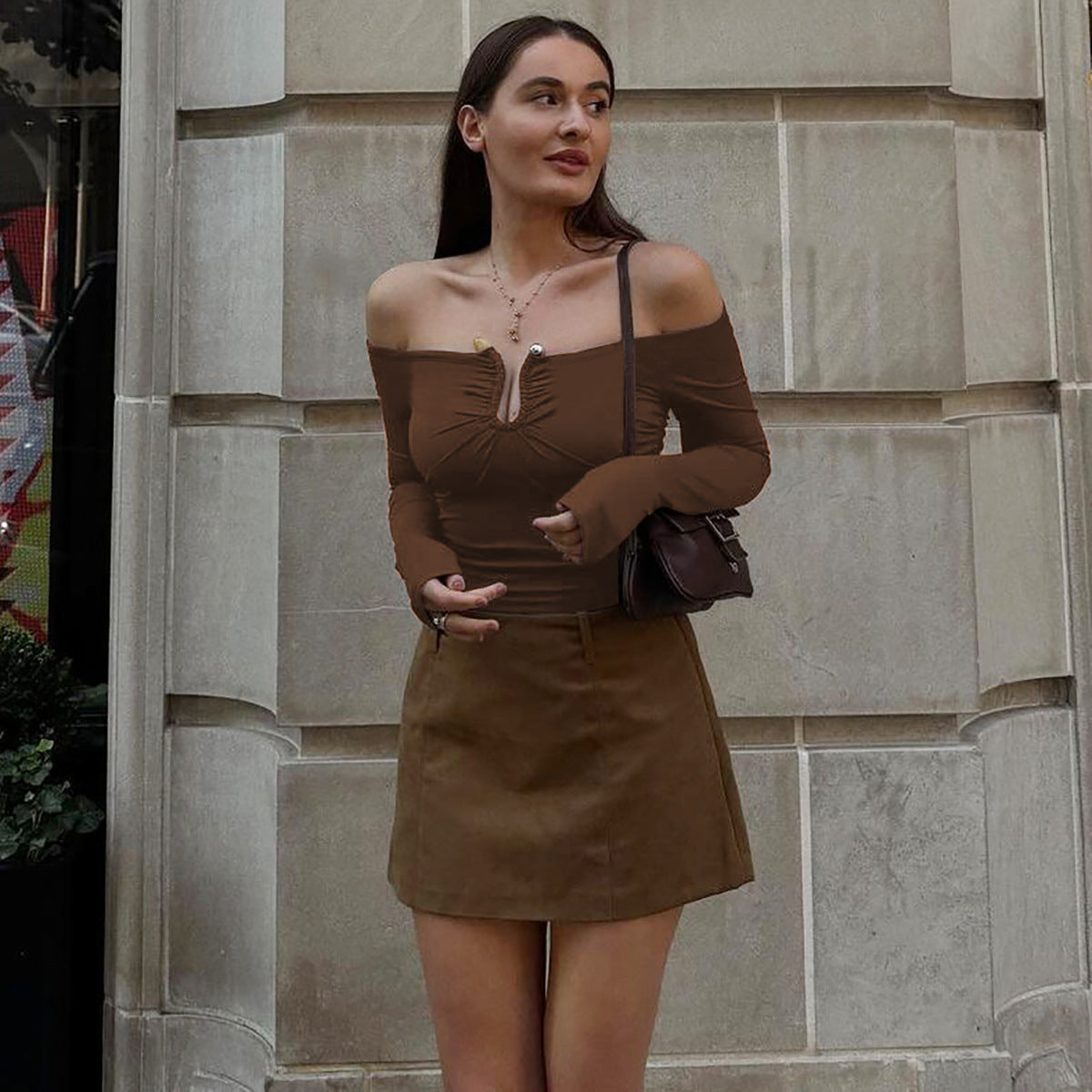 Elegantes Damen-Oberteil mit Raffung, langen Ärmeln und Off-Shoulder-Ausschnitt (berg-feldt)