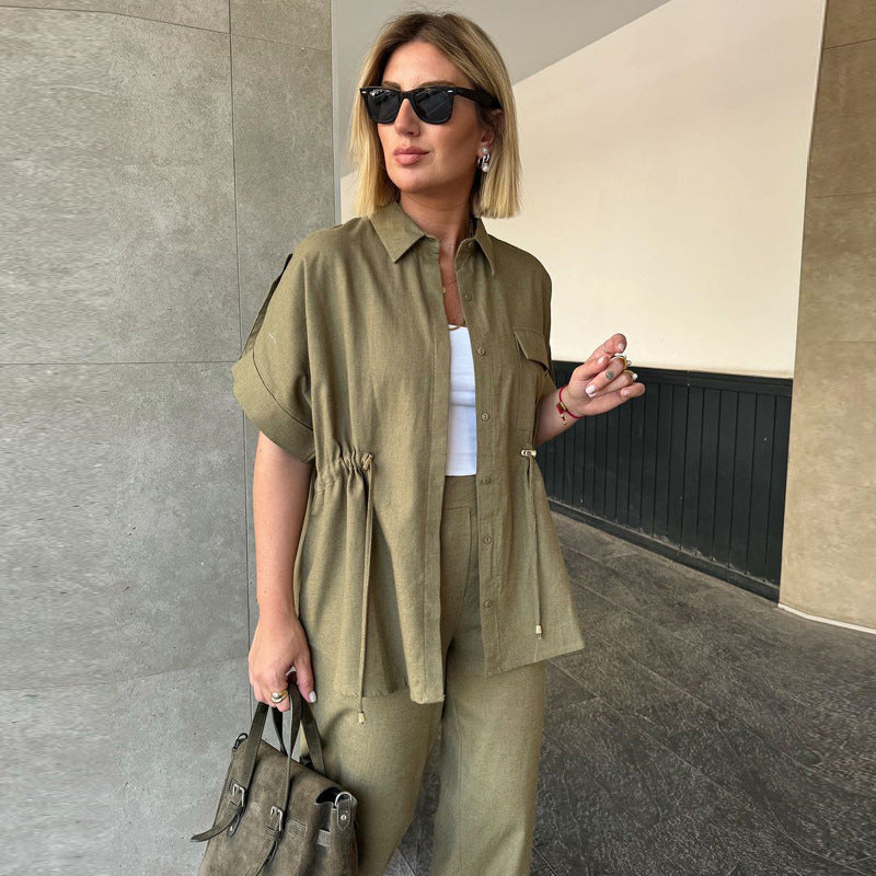 Ensemble de loungewear élégant et confortable pour femme avec pantalon ample et chemisier décontracté de berg-feldt
