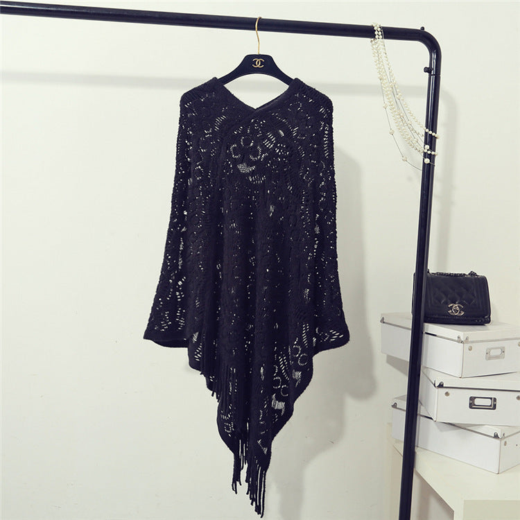 Poncho élégant pour femme avec motif décoratif au crochet Berg-Feldt