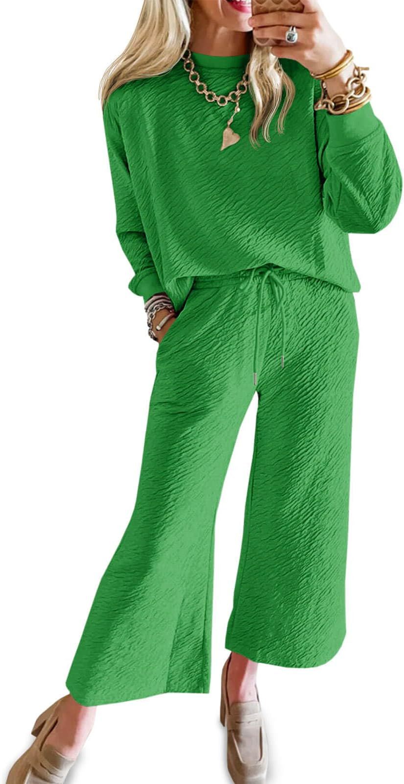 Loungewear Set für Damen: Lockerer Schnitt, strukturierter Stoff, elastischer Bund von berg-feldt
