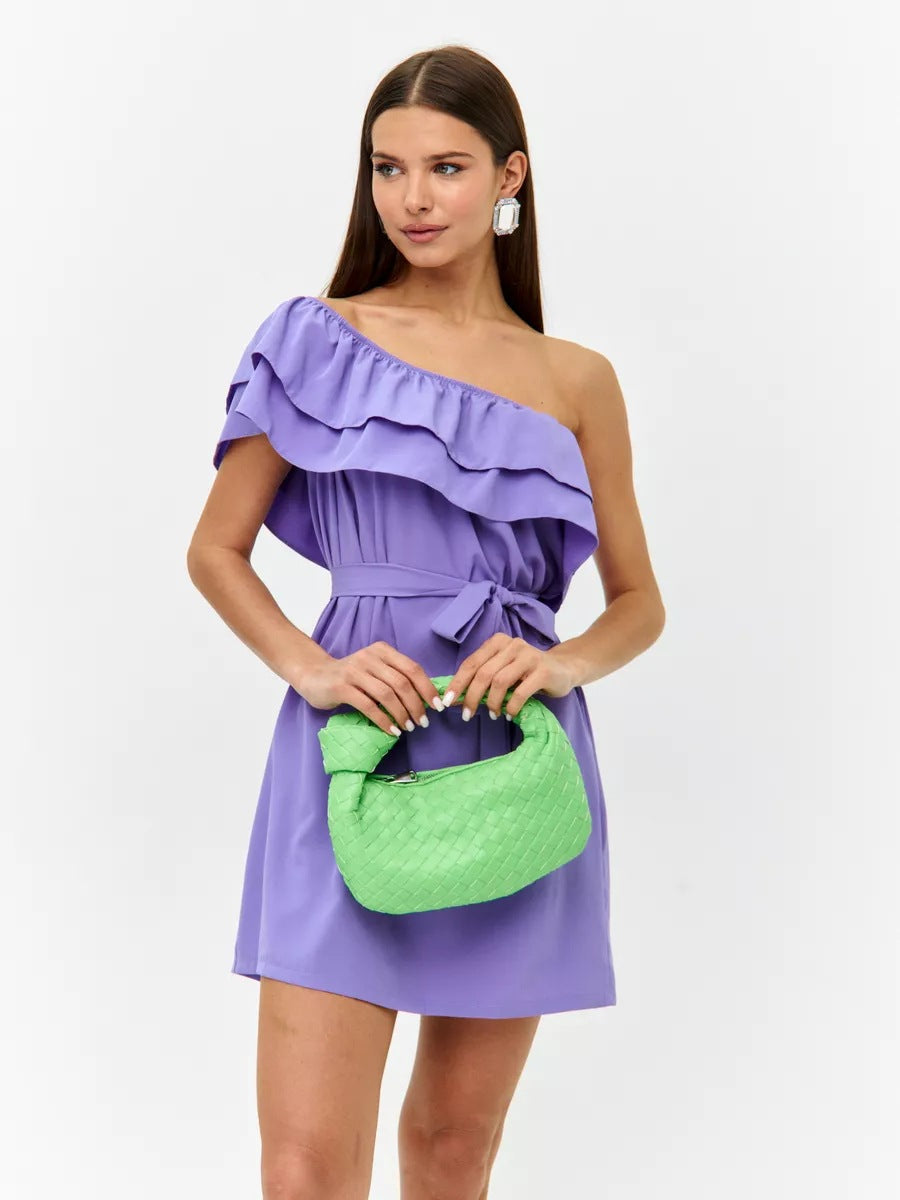 Robe fourreau féminine avec fronces et encolure asymétrique à une épaule, taillée sur mesure, par berg-feldt