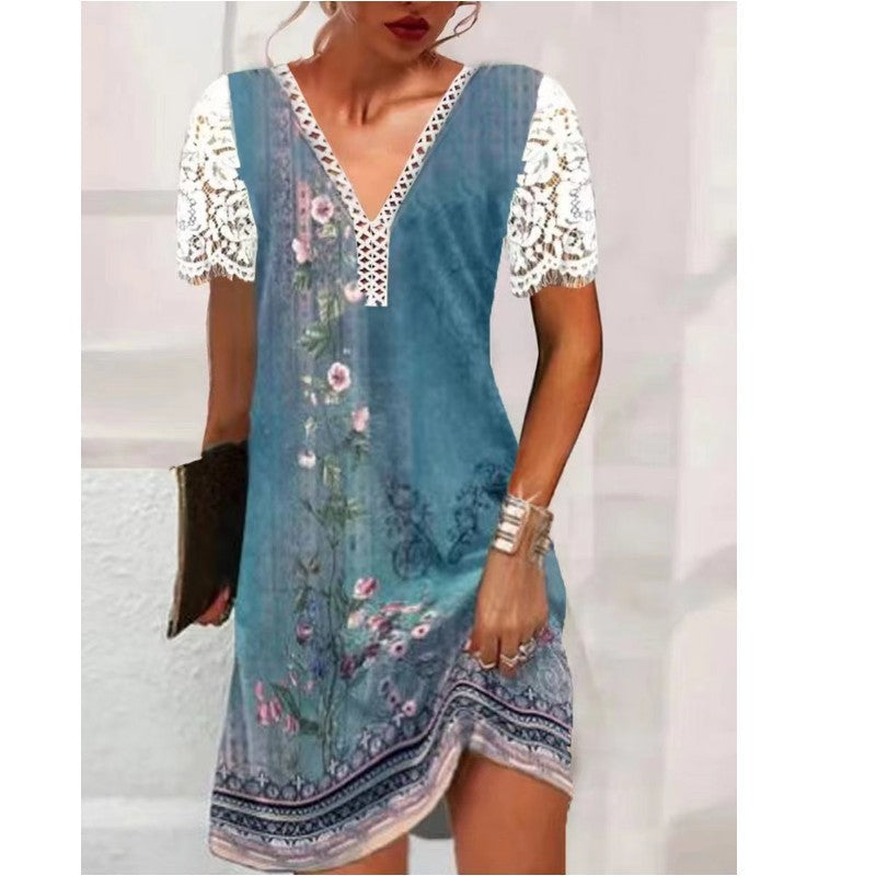 Sommerkleid für Damen mit Blumenspitze und V-Ausschnitt von berg-feldt