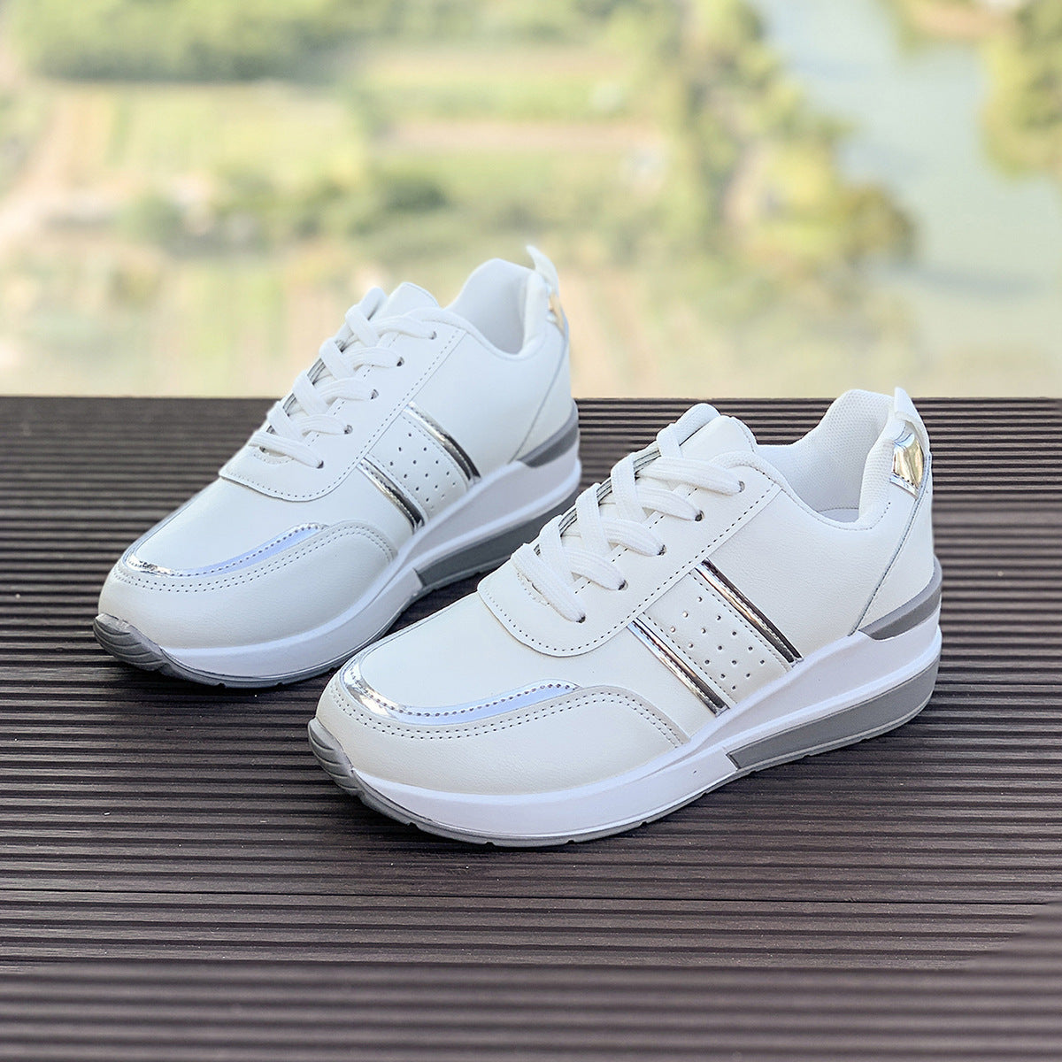 Baskets sportives pour femme avec structure respirante et mélange de matières tendance de berg-feldt