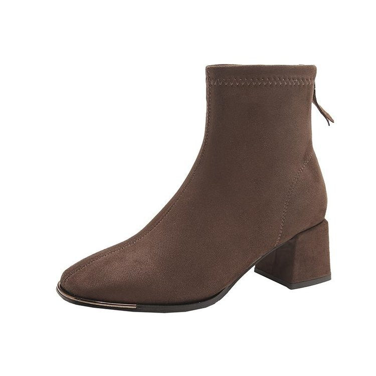 Damenstiefeletten mit Keilabsatz, spitzer Zehe und Knöchelhöhe von berg-feldt