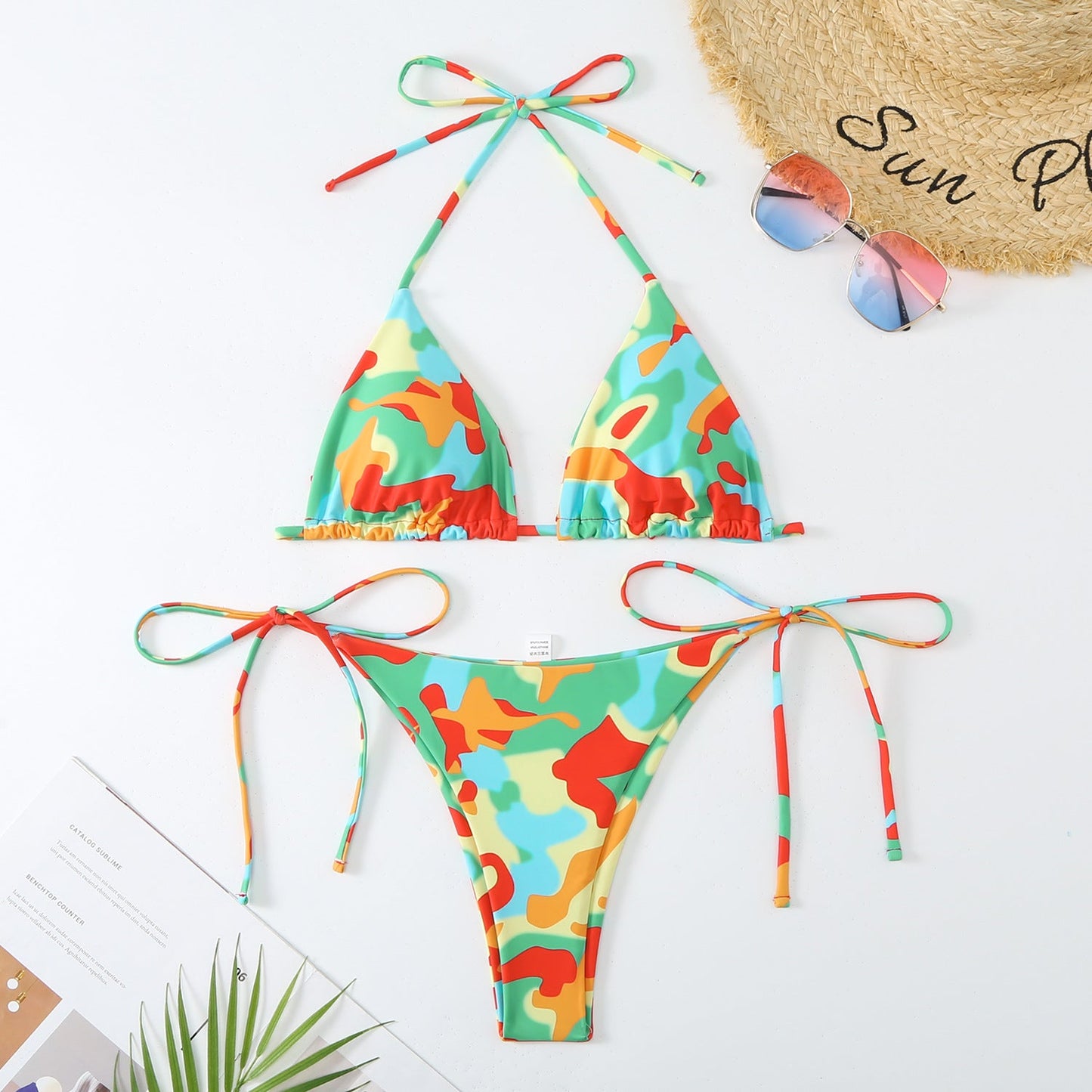 Maillot de bain femme Berg-Feldt avec décolleté triangulaire