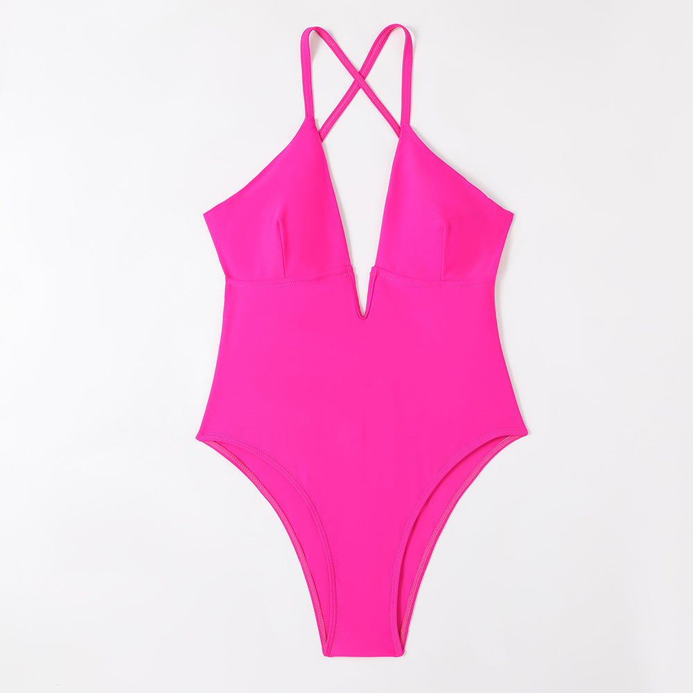 Maillot de bain une pièce féminin avec décolleté en V profond et dos élégant de berg-feldt