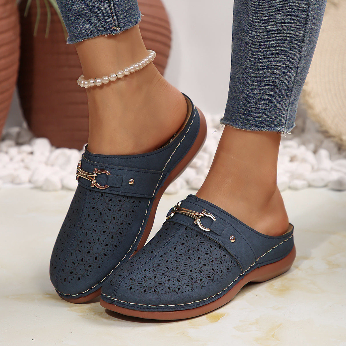 Pantoufles confortables pour femmes avec motif ajouré filigrane Berg-Feldt