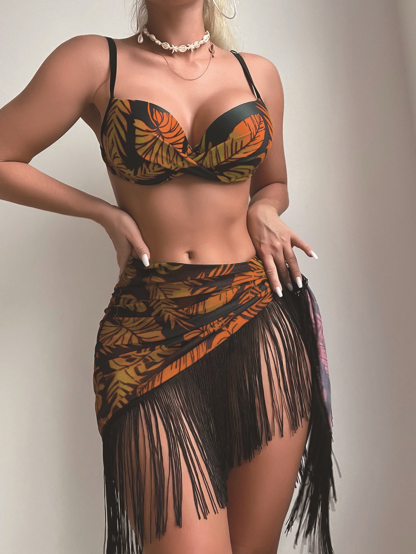 Haut et bas de bikini à imprimé floral avec franges pour femme par berg-feldt
