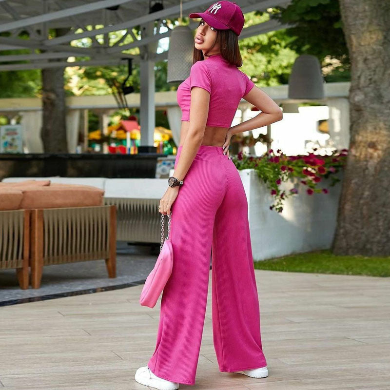 Trendiges Damen-Outfit: Cropped Top und weite Palazzohose von berg-feldt