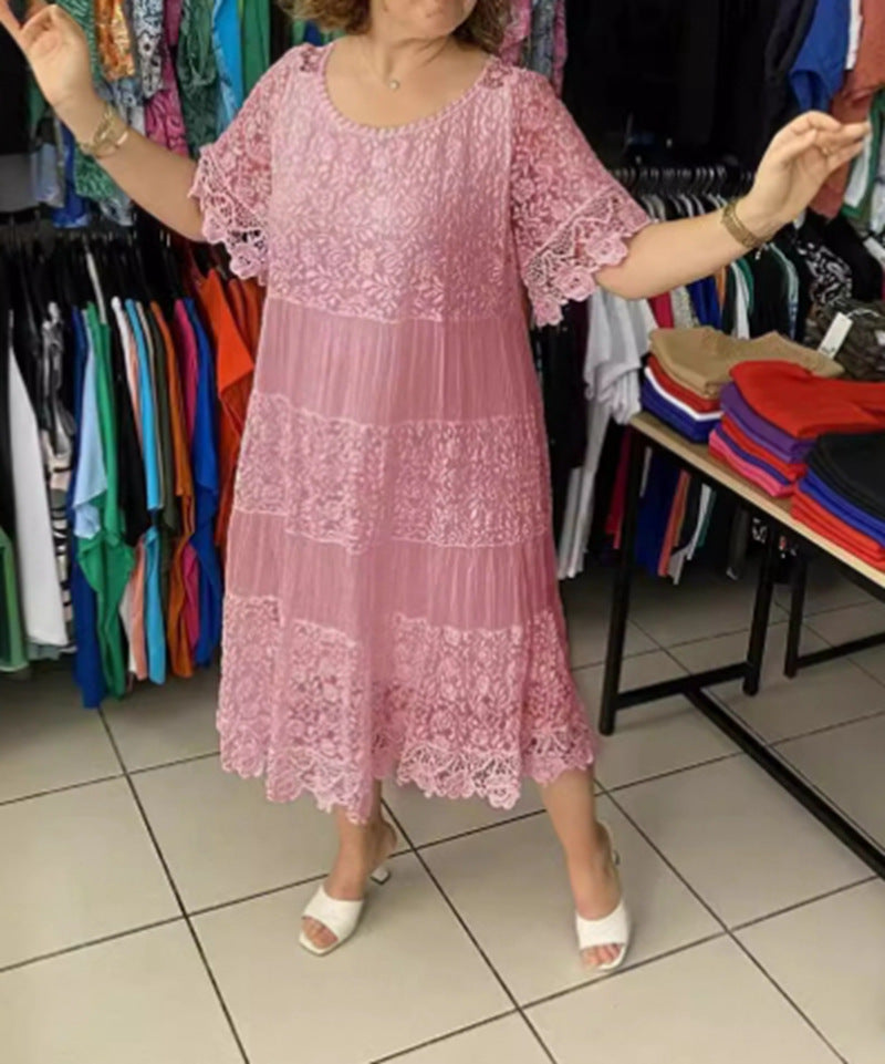 Longue robe élégante avec dentelle aérienne et volants de berg-feldt