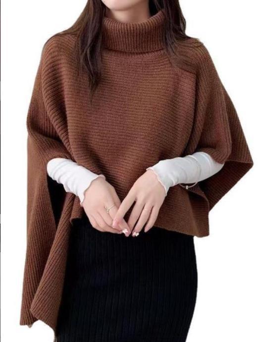 Poncho en maille pour femme, col montant et coupe asymétrique Berg-Feldt