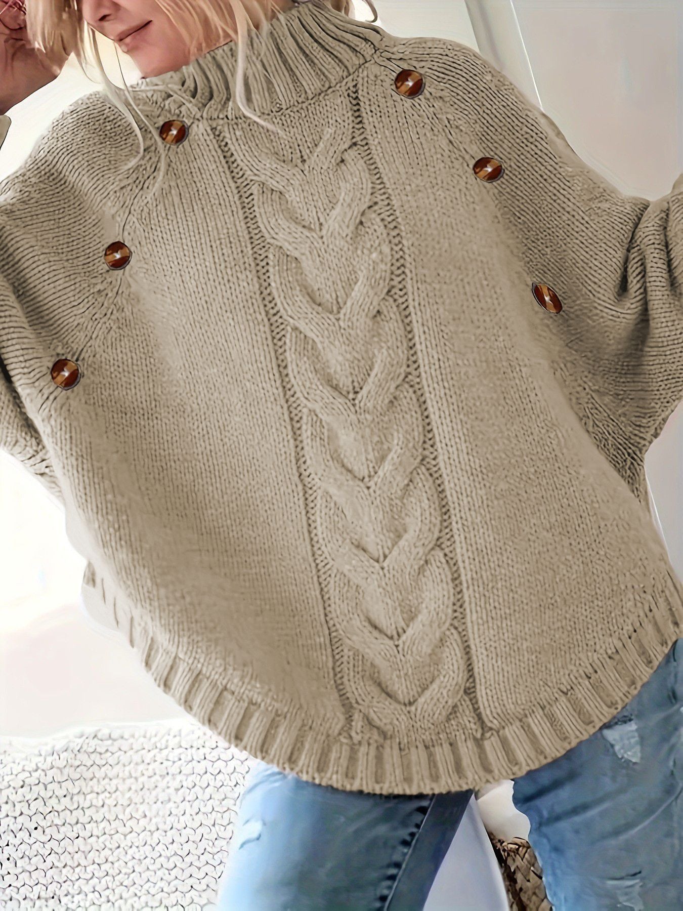 Damen Oversized Strickpullover mit Hochkragen und dekorativen Knopfdetails Berg-Feldt
