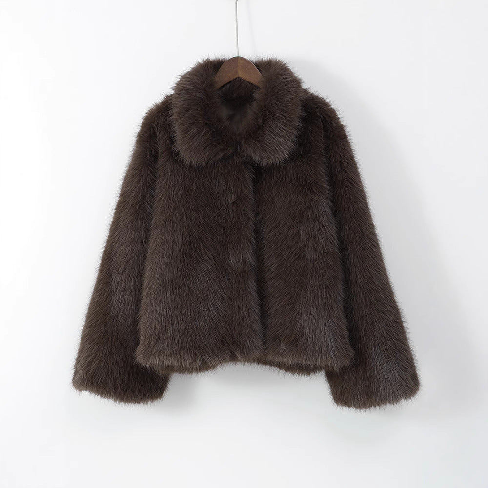 Veste courte tendance pour femmes en fausse fourrure de haute qualité avec col élégant Berg-Feldt