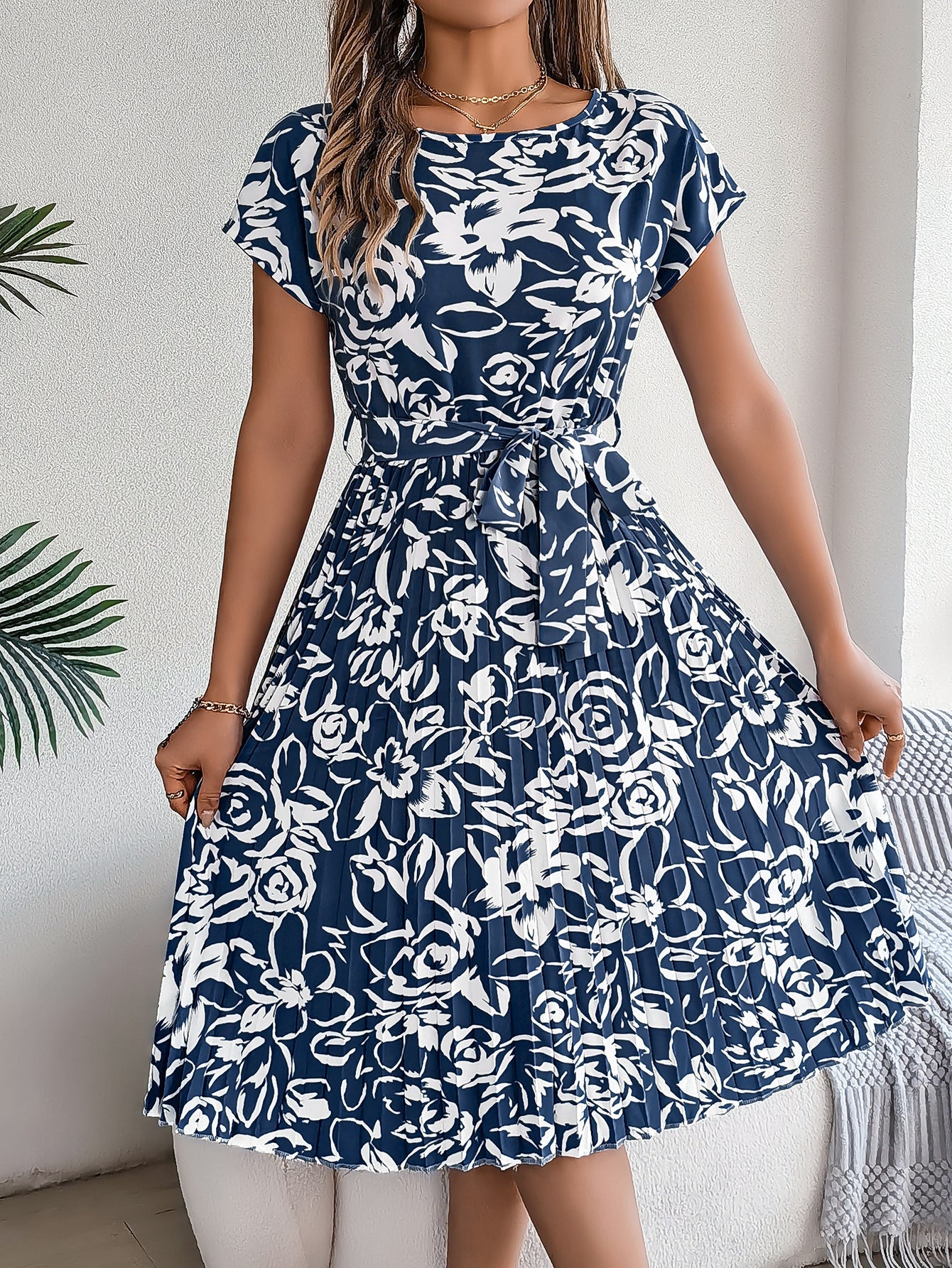 Robe mi-longue fleurie ceinturée pour femme de berg-feldt