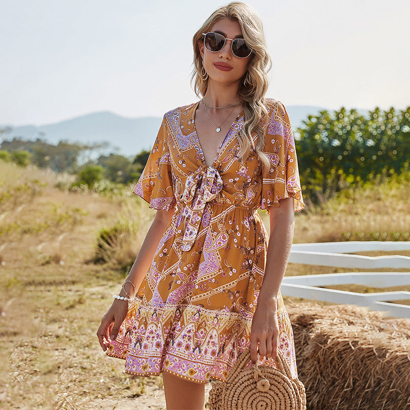 Sommerkleid für Damen mit Taillengürtel und schulterfreien Ärmeln von berg-feldt