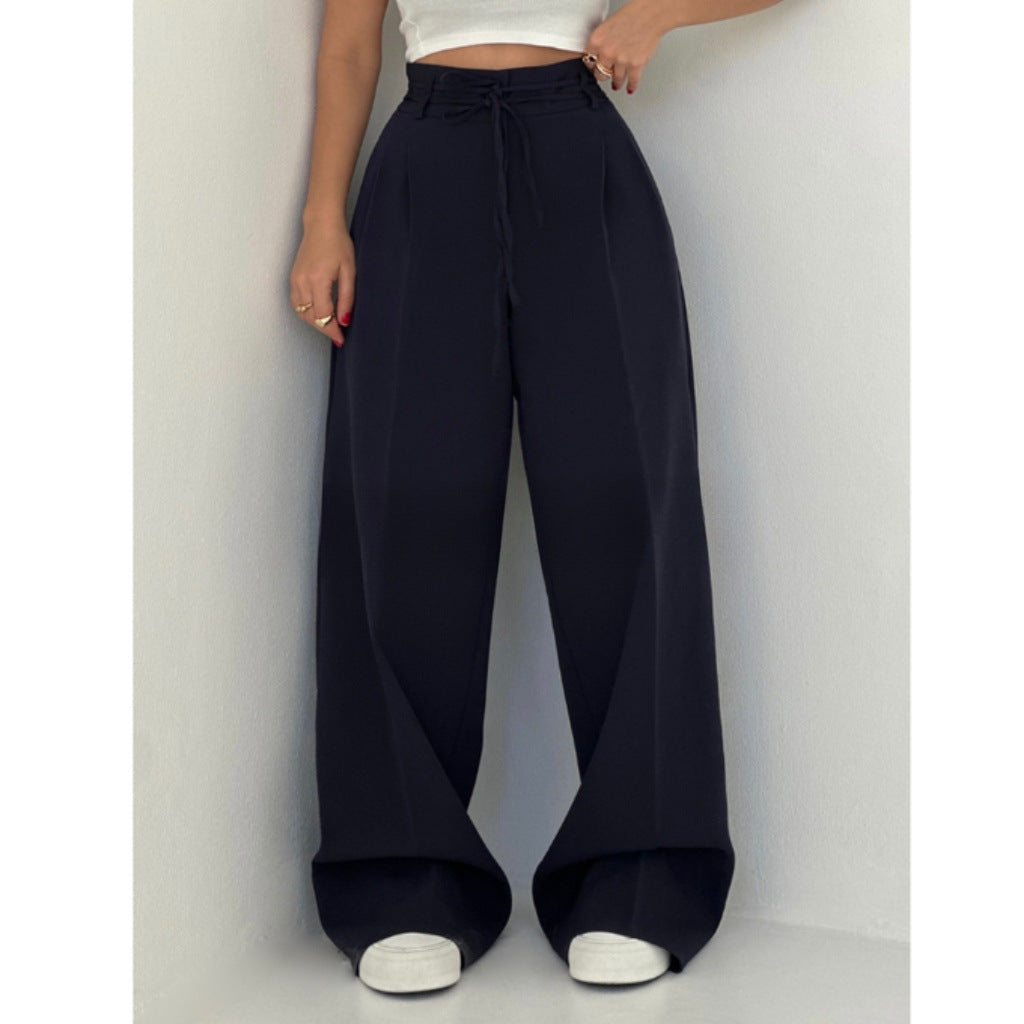 Pantalon ample et élégant pour femme avec taille confortable et plis latéraux de berg-feldt