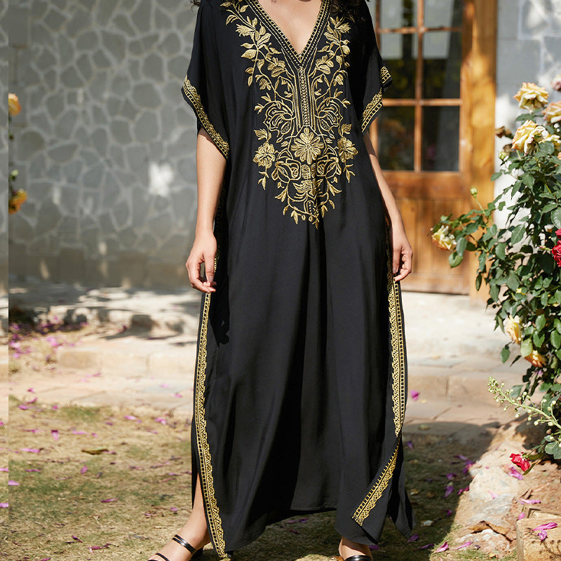 Kaftan Berg-Feldt pour femme avec broderie élaborée et fentes latérales