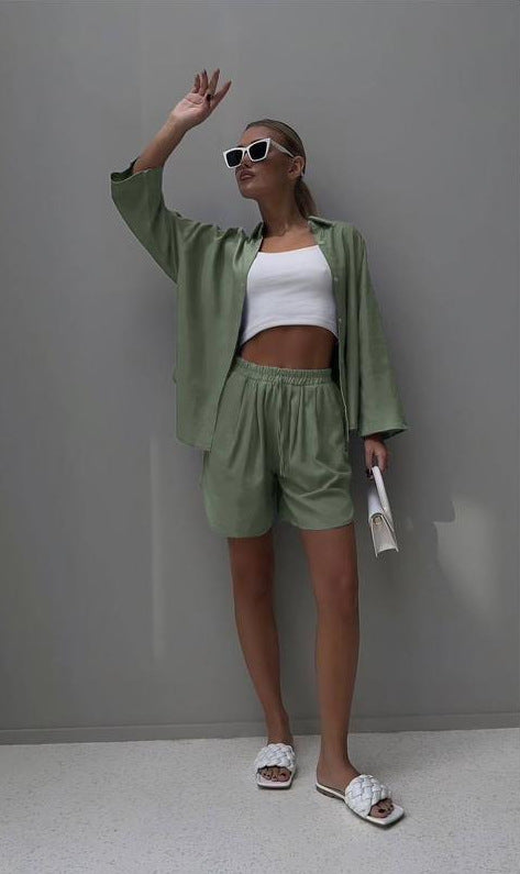 Ensemble Berg-Feldt pour femme : haut ample et short