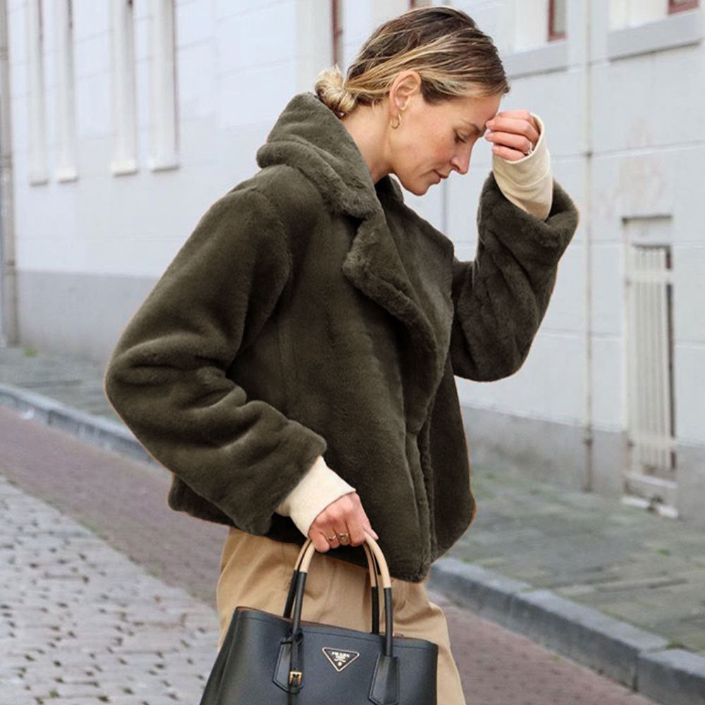 Veste en polaire douillette pour femme avec col à revers et couture latérale Berg-Feldt