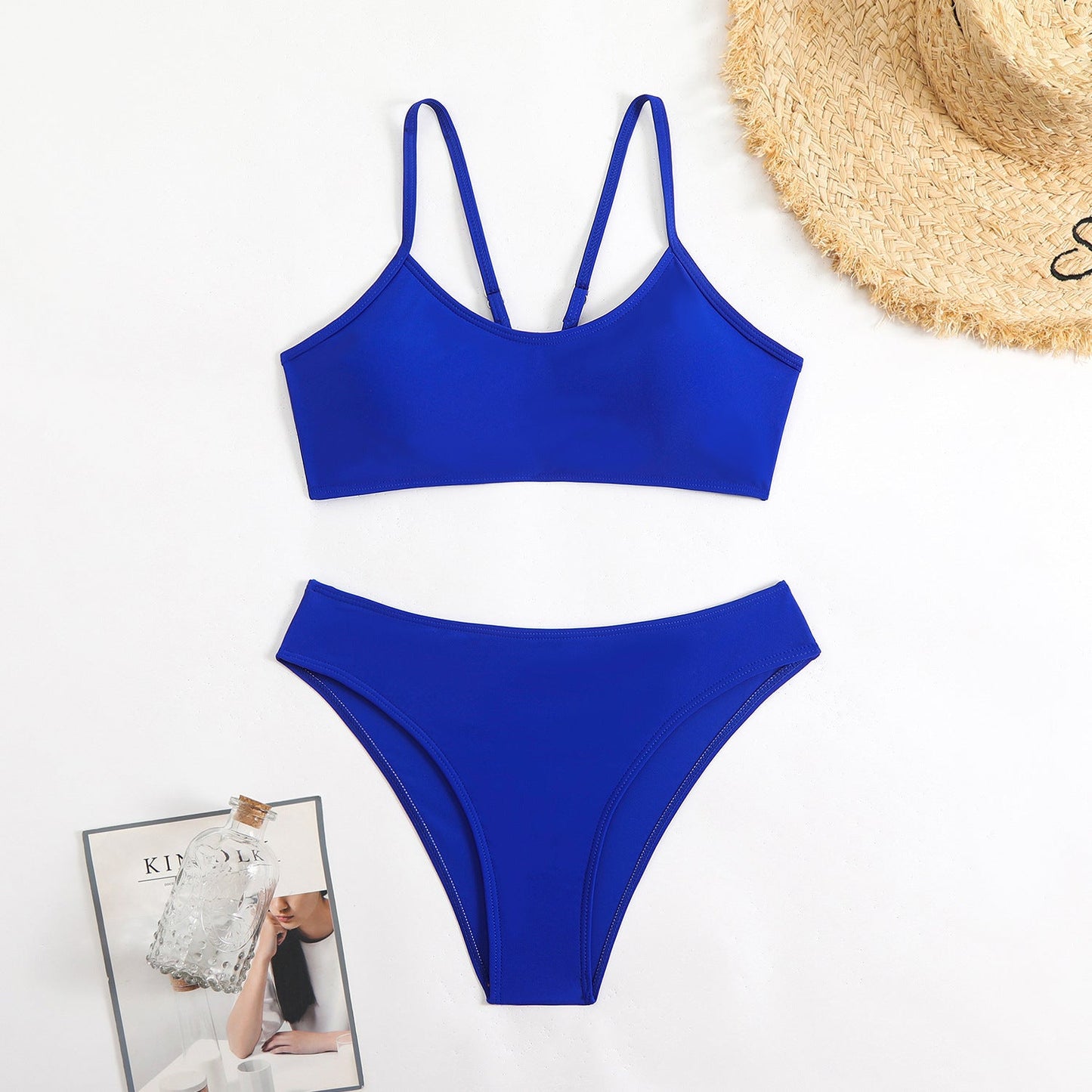 Bikini à bretelles réglables et échancrure haute de berg-feldt