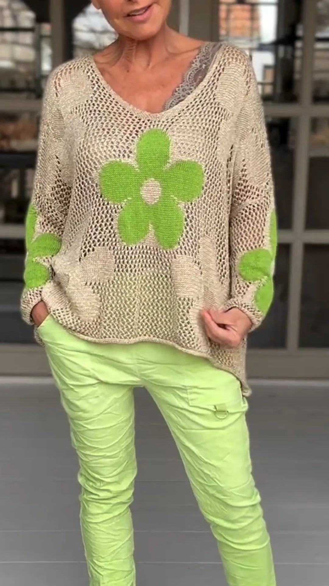 Women's Floral Crochet Sweater berg-feldt