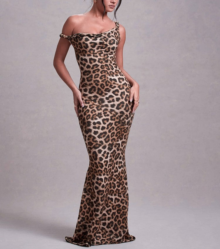 Robe longue à imprimé léopard et encolure Bardot de berg-feldt