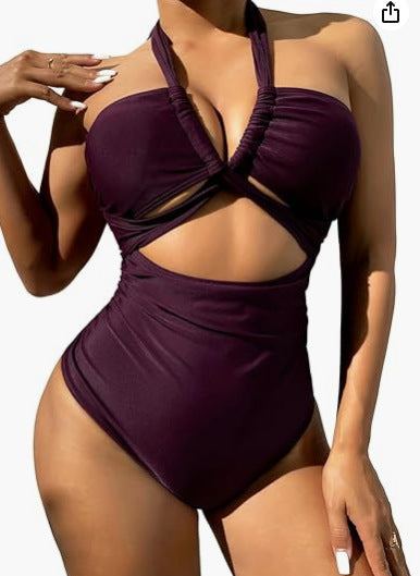 Badeanzug für Damen mit raffinierten Cut-outs und modernem Wickeldesign von berg-feldt