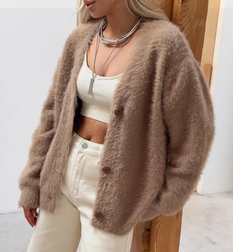 Cardigan douillet pour femme avec détails boutonnés modernes et coupe décontractée Berg-Feldt