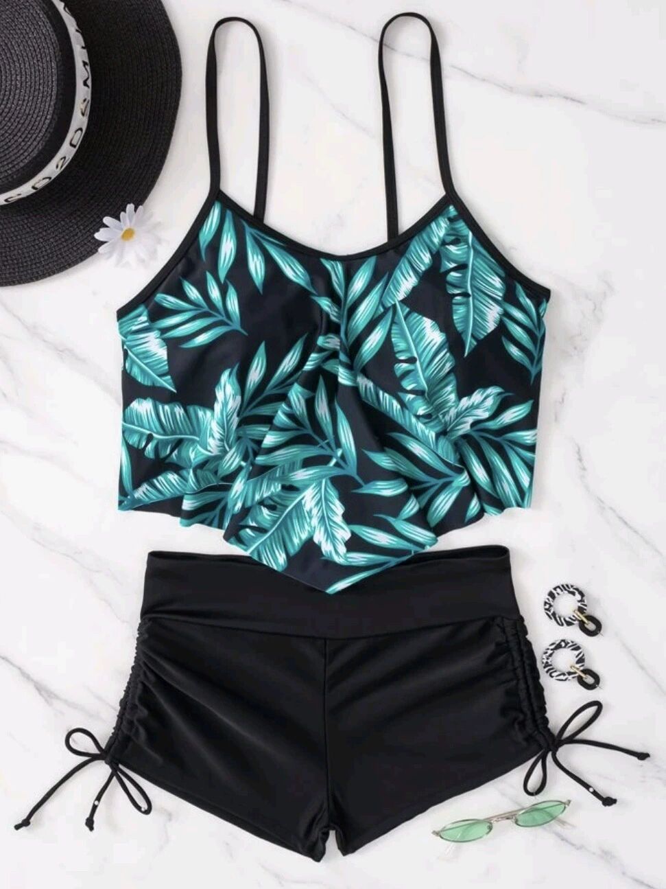 Tankini-Set für Damen mit Blumen-Oberteil und regulierbarer Hose von berg-feldt