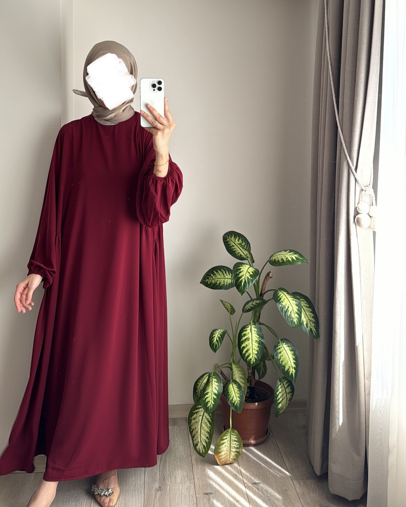 Robe longue élégante pour femme à manches larges et coupe ajustée, de berg-feldt