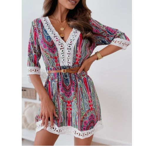 Kurzes Bohemian-Kleid von berg-feldt mit dekorativem Besatz
