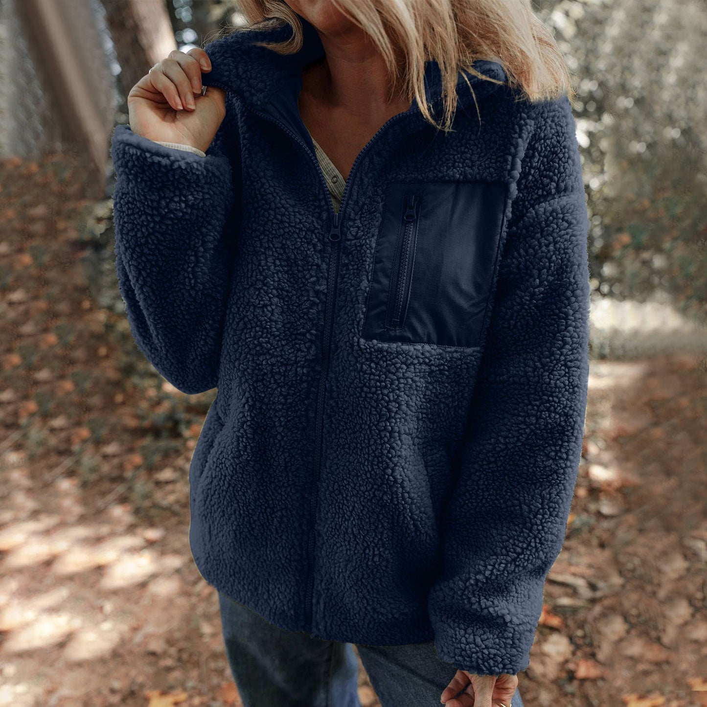 Damen Fleecejacke mit hochabschließendem Kragen und praktischer Brusttasche Berg-Feldt