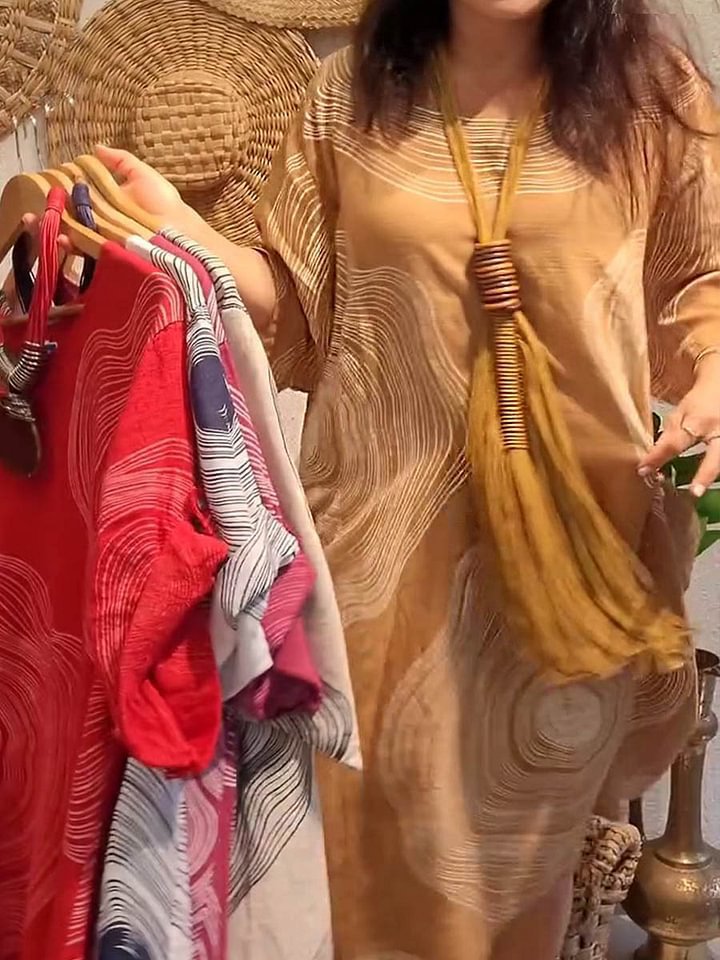 Weites Tunika-Kleid für Damen mit außergewöhnlichem Muster von berg-feldt