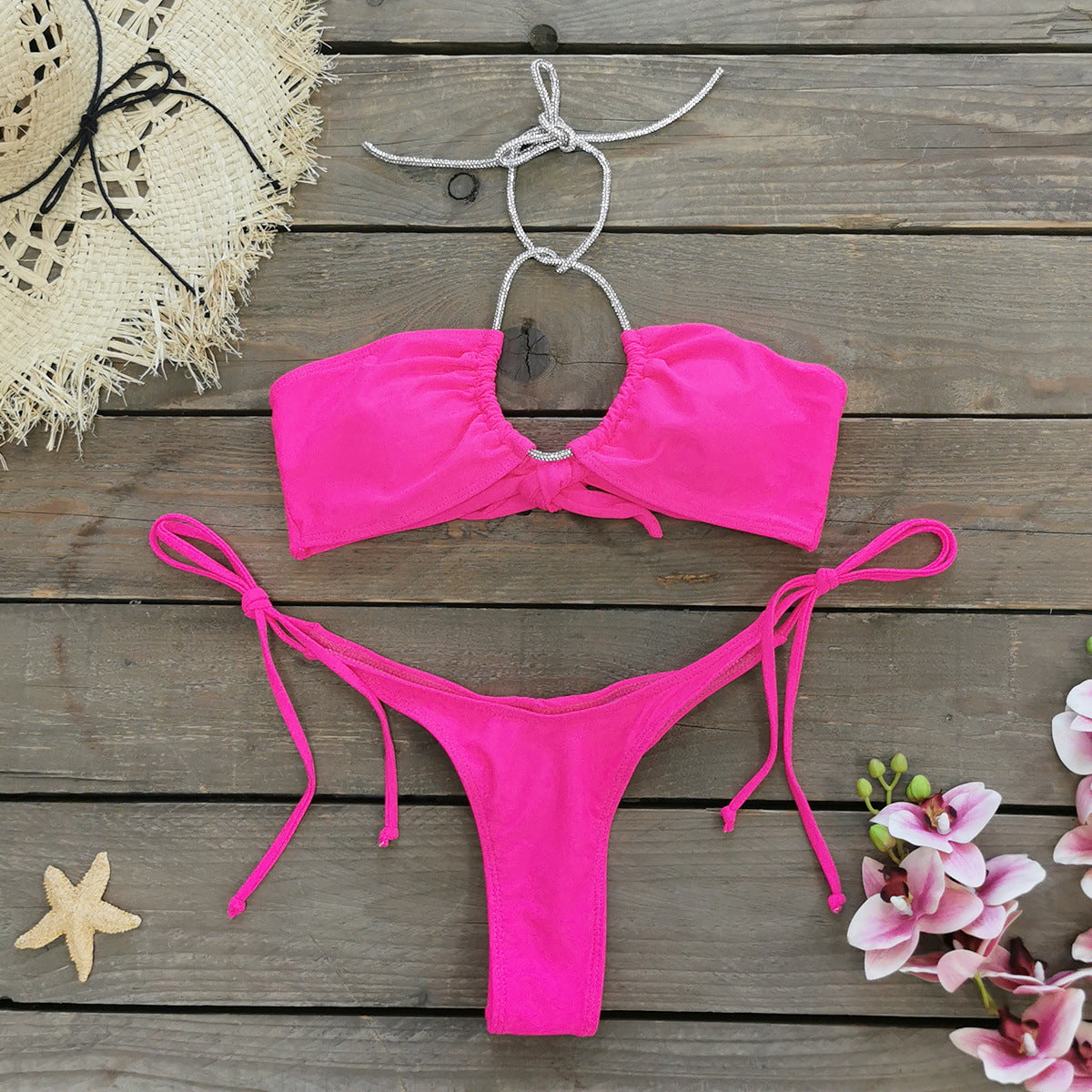 Ensemble de bikini pour femme avec bustier élaboré et bretelles réglables de berg-feldt