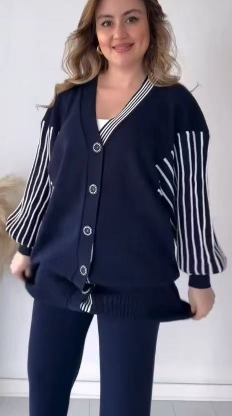 Bequemes und modisches Damen-Lounge-Set mit weitem Schnitt und strukturiertem Cardigan von berg-feldt